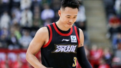必赢体育官方入口-深圳大胜1-0浙江：贺希宁32+5总分升队史第二 史密斯27+9